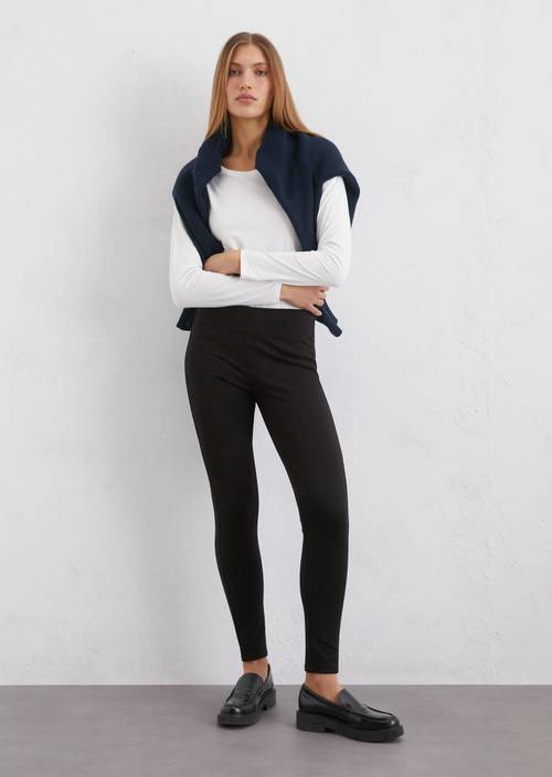 Leggings skinny with a wide waistband