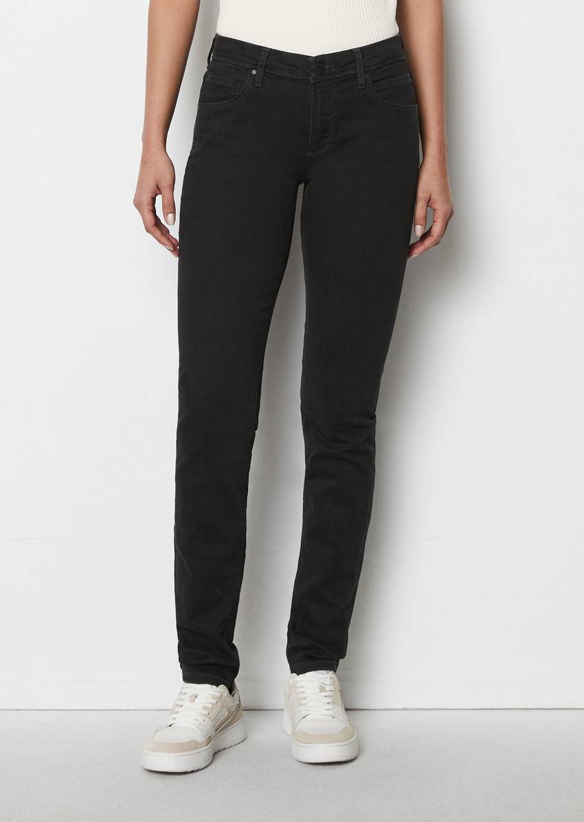 Jeans model Alva slim made from a stretchy organic cotton blend