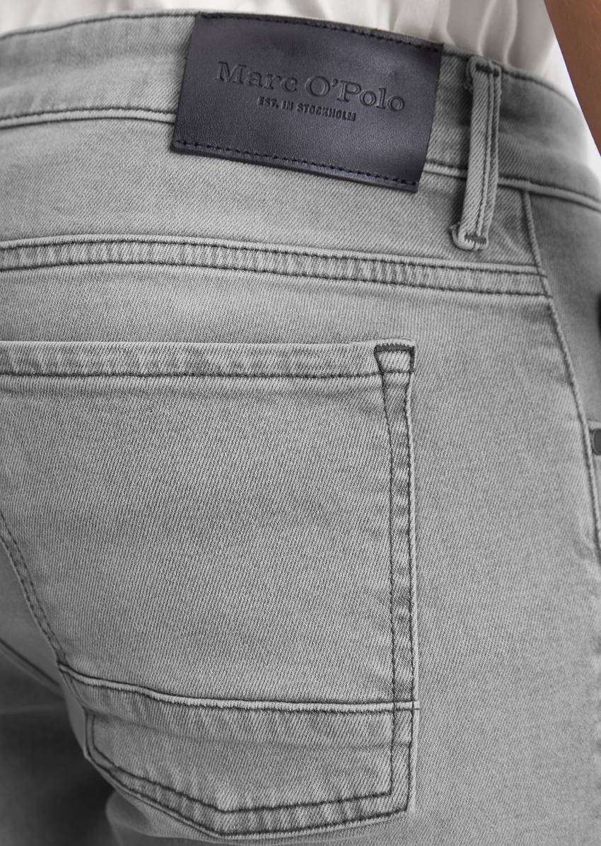 Jeans model Sjöbo shaped made from an organic cotton blend