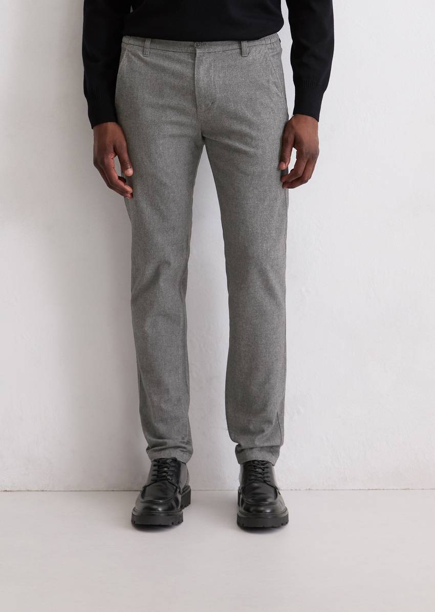 Chino model Stig shaped made from an organic cotton-lyocell mix