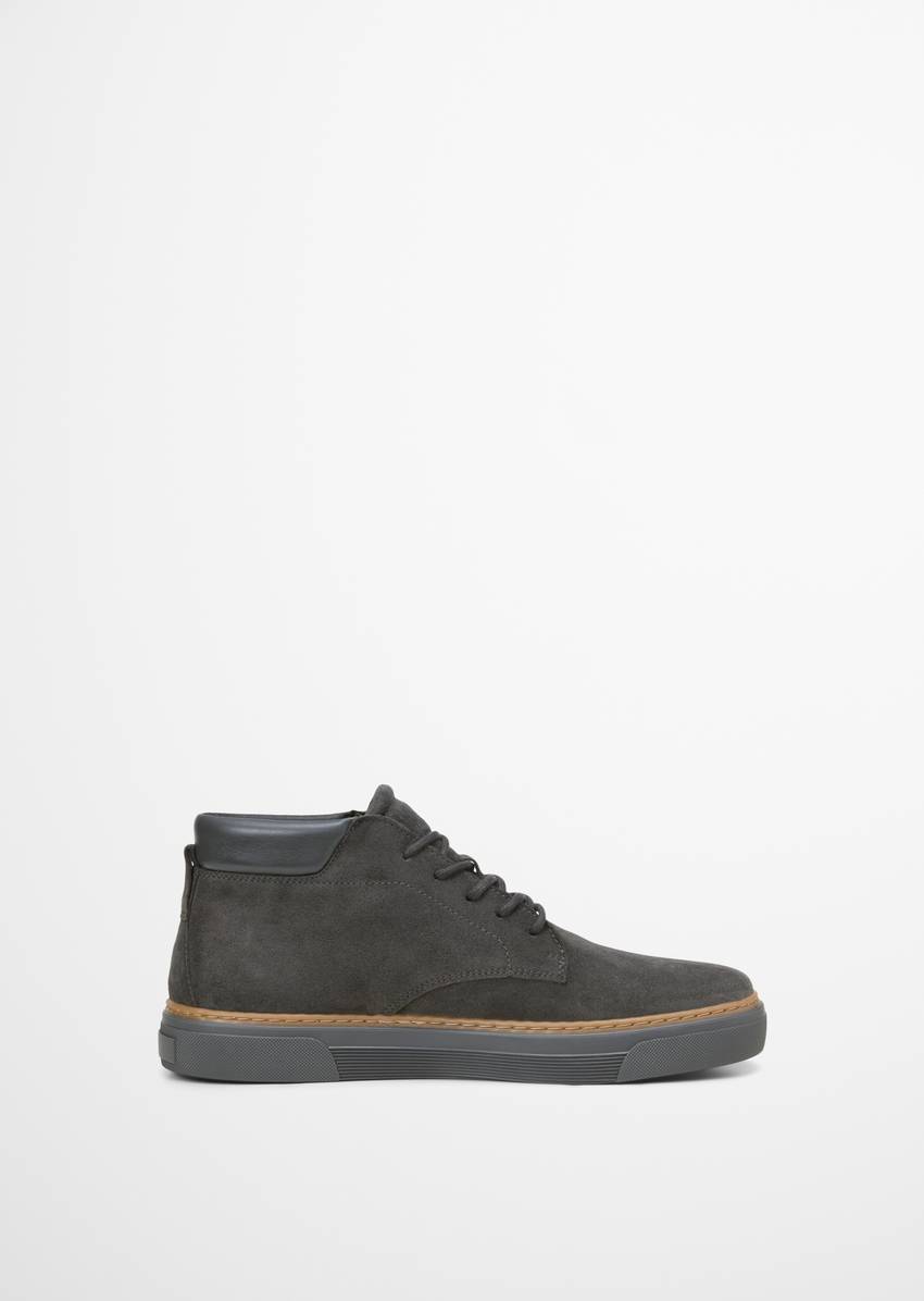 Desert boots made from soft suede cowhide