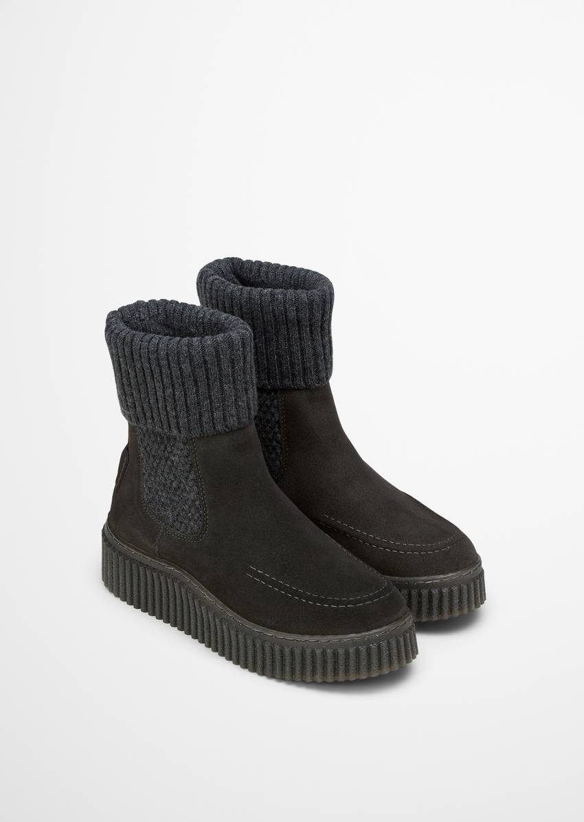 Short shaft boots model Bianca with knitted cover