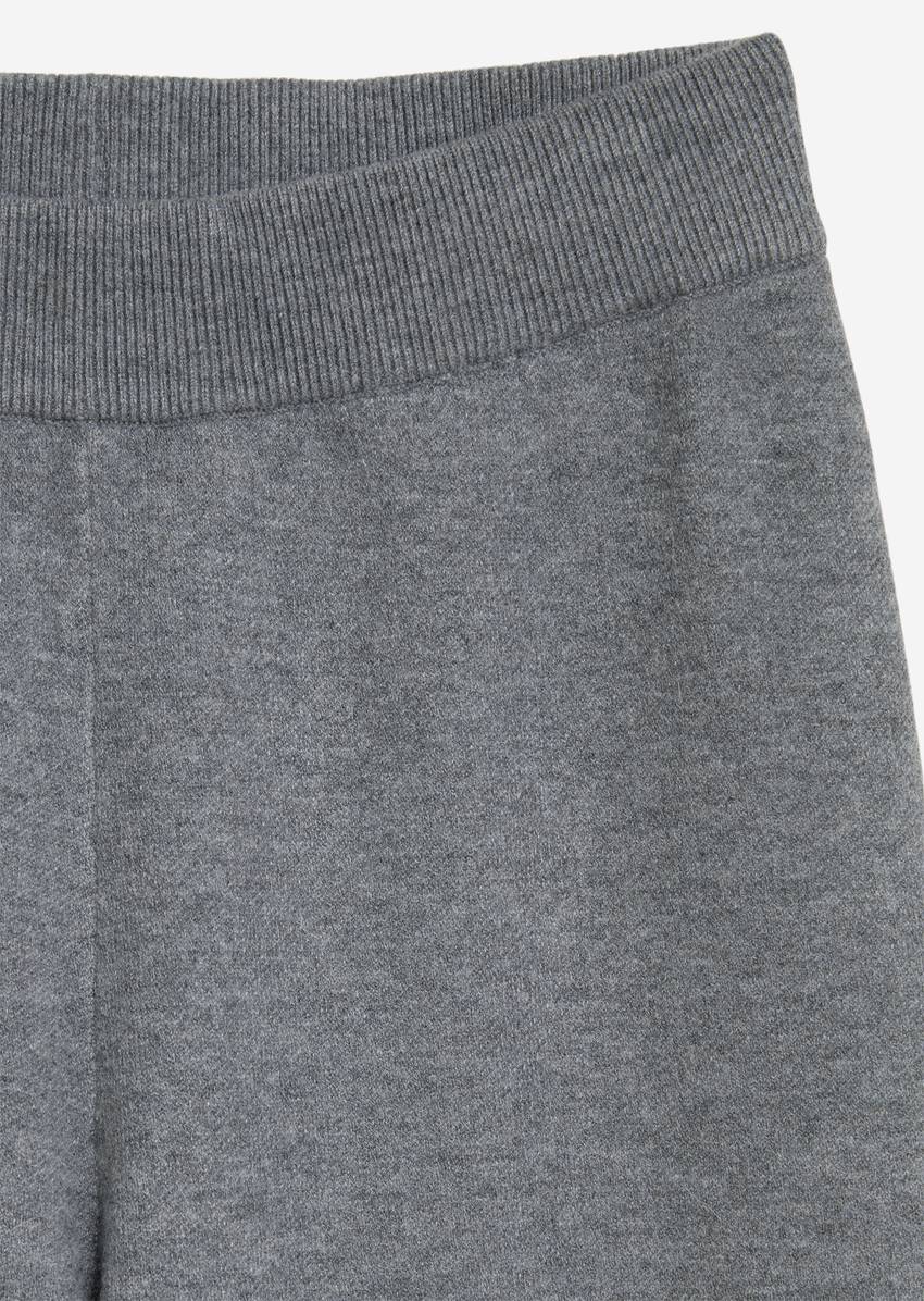 TEENS-GIRLS trousers with compact knitted structure