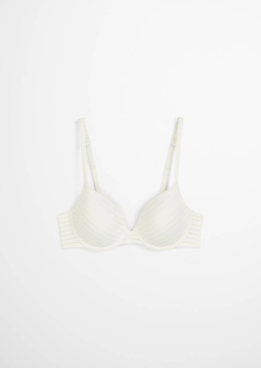 Underwired bra made from recycled material