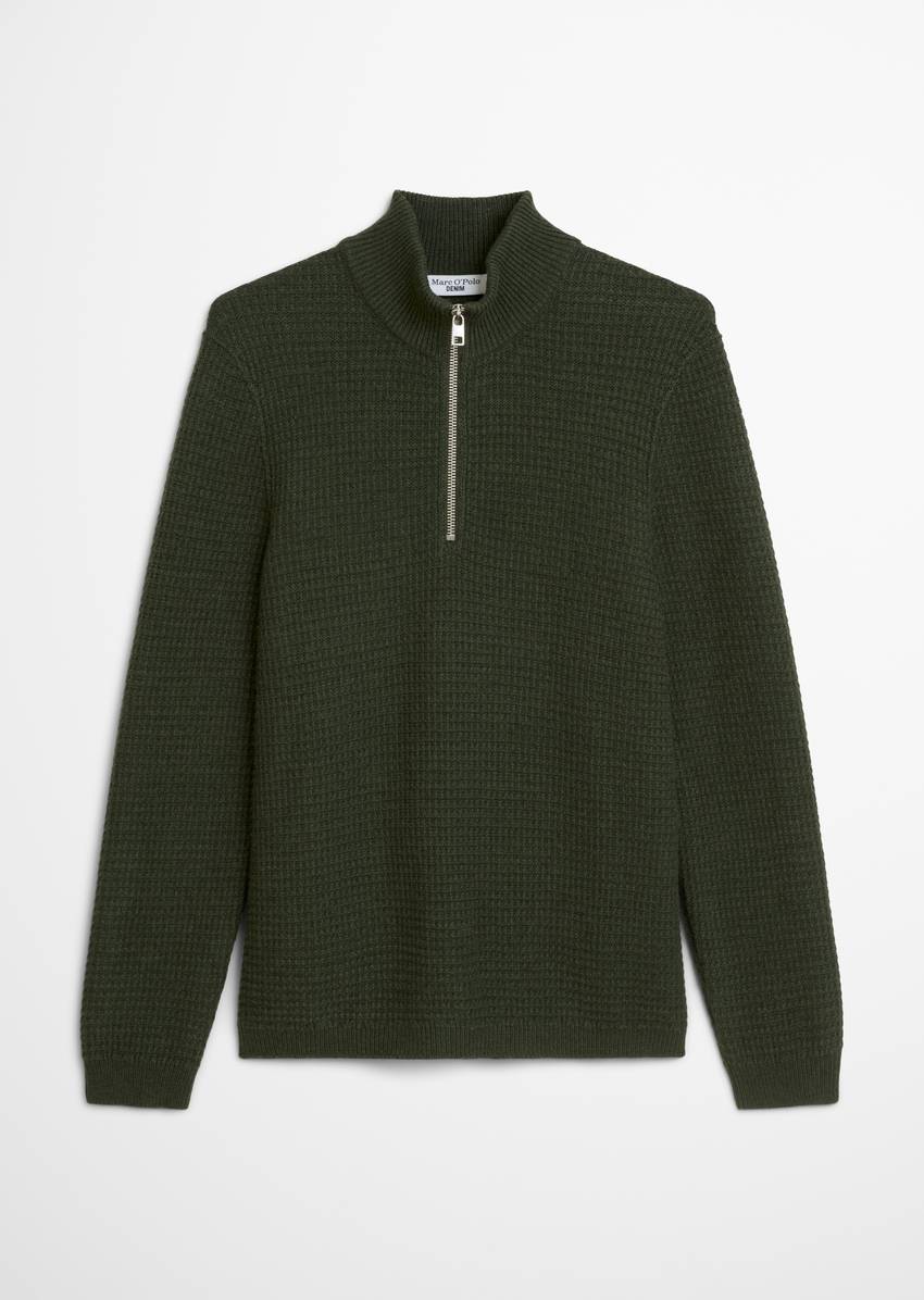 Relaxed knit troyer with a striking structure