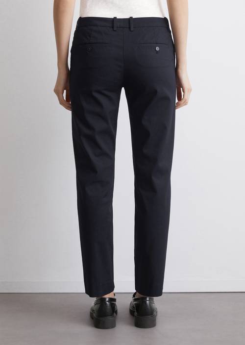 Pants model Torne Tailored made from elastic cotton twill