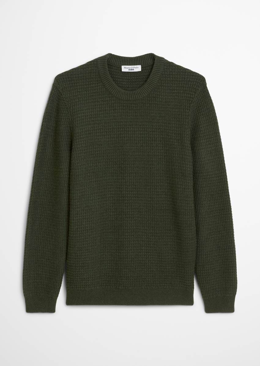 Wool sweater relaxed with a striking structure