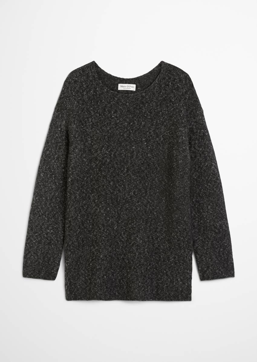 Sweater loose made from an organic cotton/alpaca/virgin wool mix