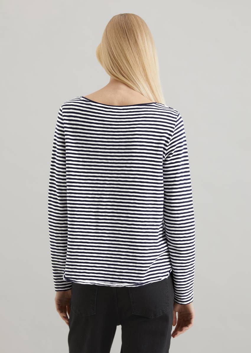 Long sleeve top made of organic cotton