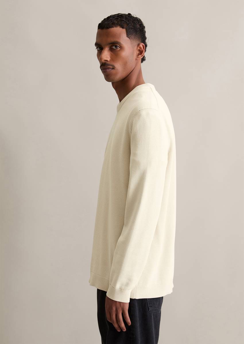Garment dye sweater regular made from pure organic cotton