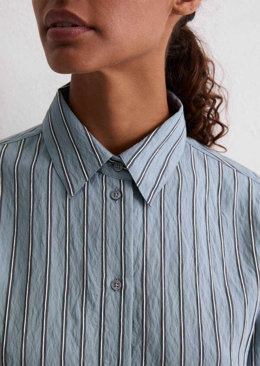Crinkle striped blouse relaxed cropped from LENZING™ ECOVERO™