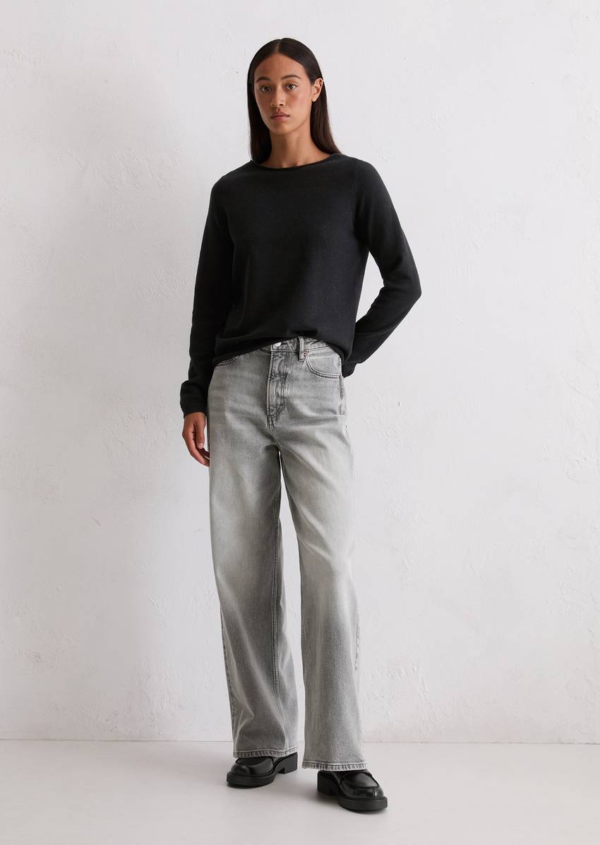 Basic knitted sweater regular made from a soft cotton/virgin wool blend