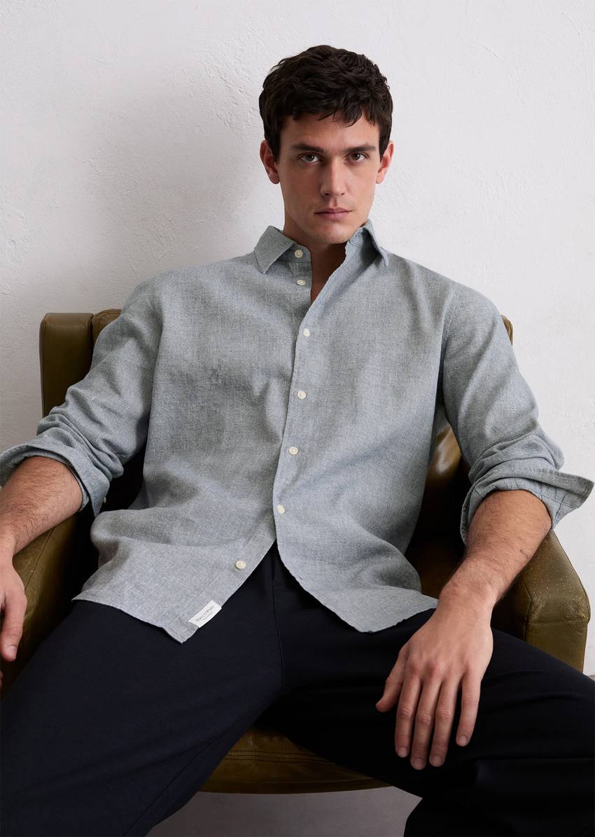 Regular shirt made from linen and organic cotton