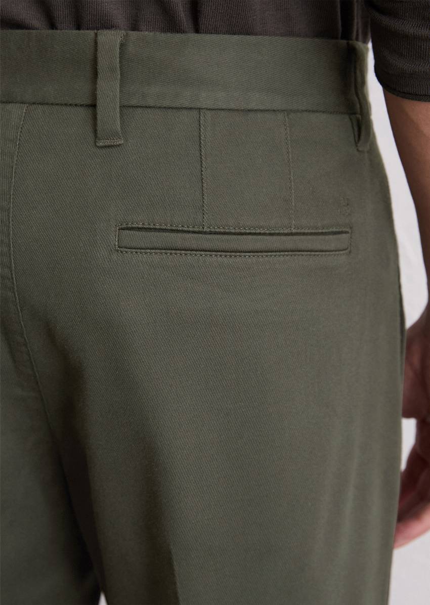 Chino model Osby tapered made from an organic cotton blend with TENCEL™Lyocell