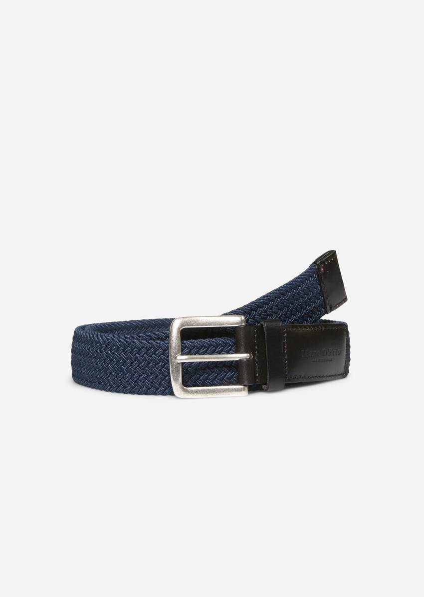 Braided belt made of stretchy recycled material