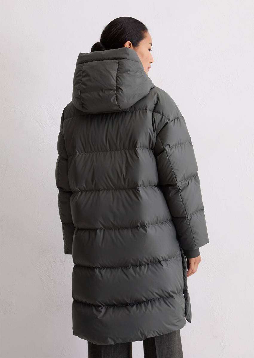 Hooded down coat fitted made from recycled polyester water-repellent