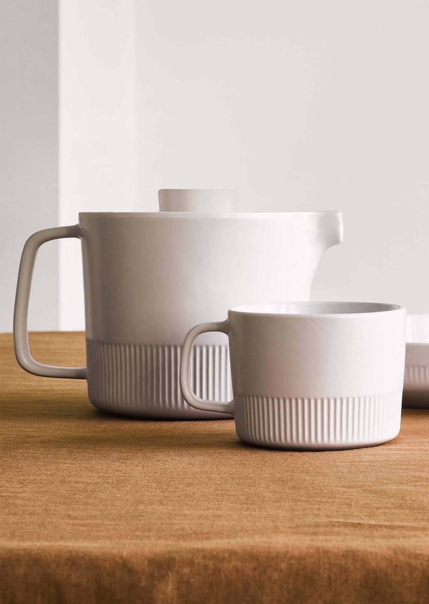 Mug Model Moments in set of 4