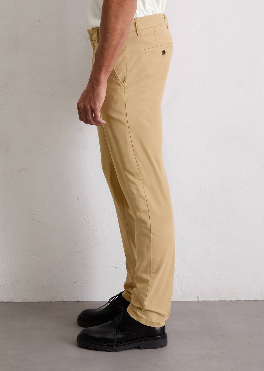 Chino model Osby tapered made from an organic cotton blend