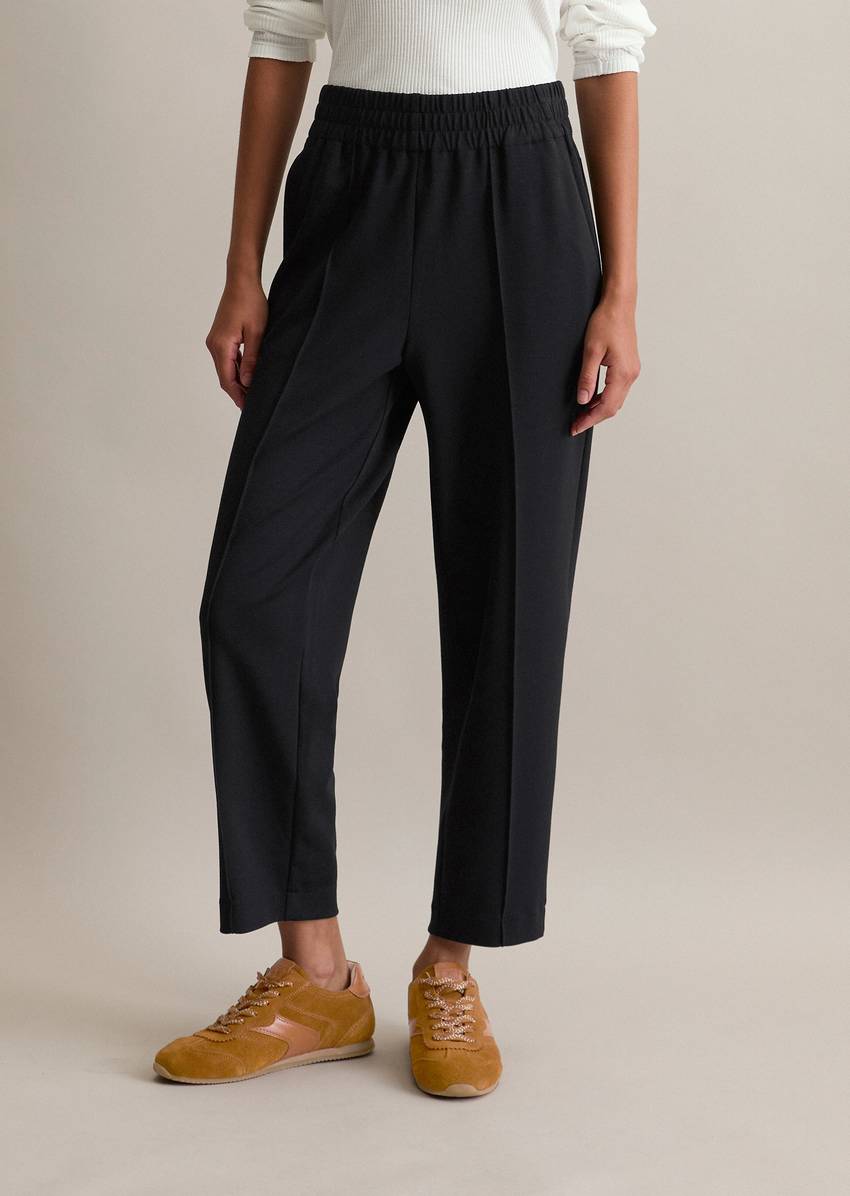 Tapered jersey pants made from interlock quality