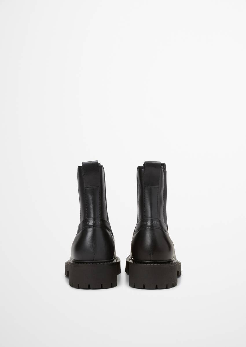 Chelsea boot model Phia made from fine cowhide