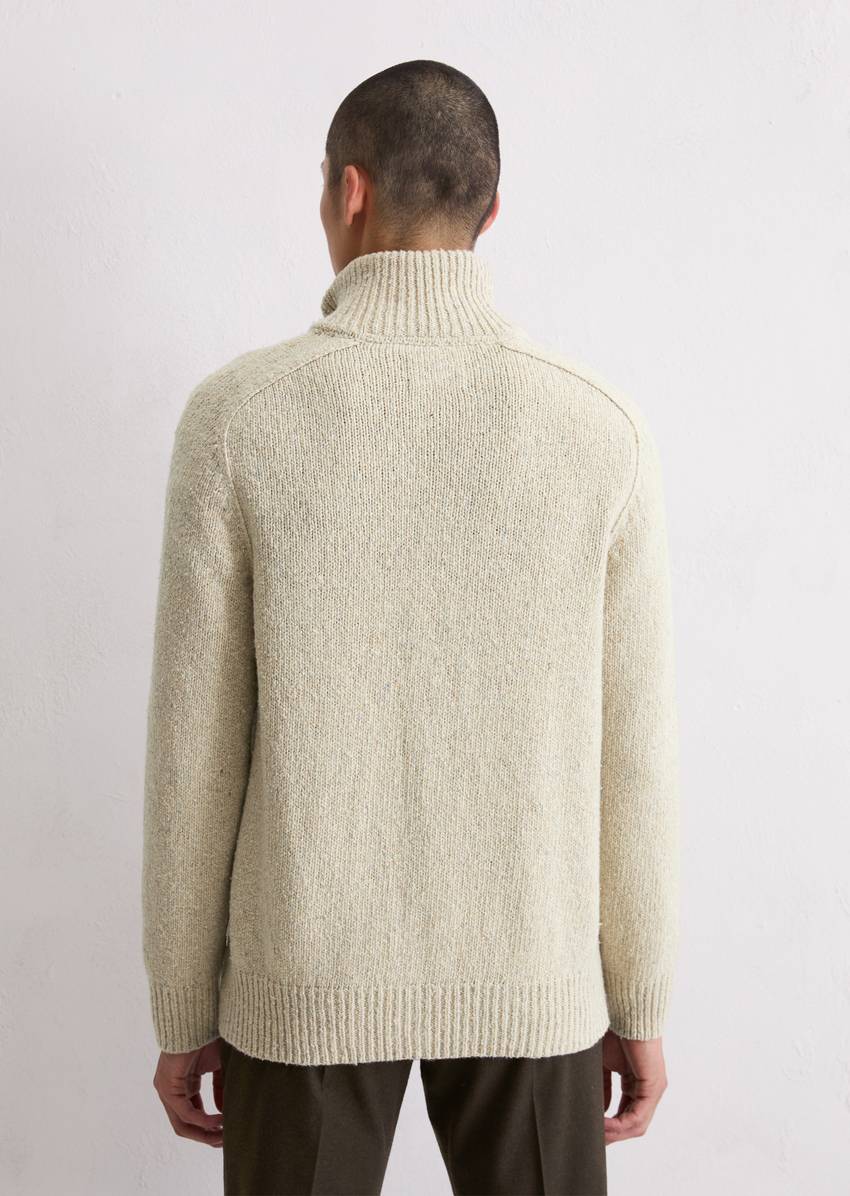 Regular cardigan made from a soft sheep's wool mix