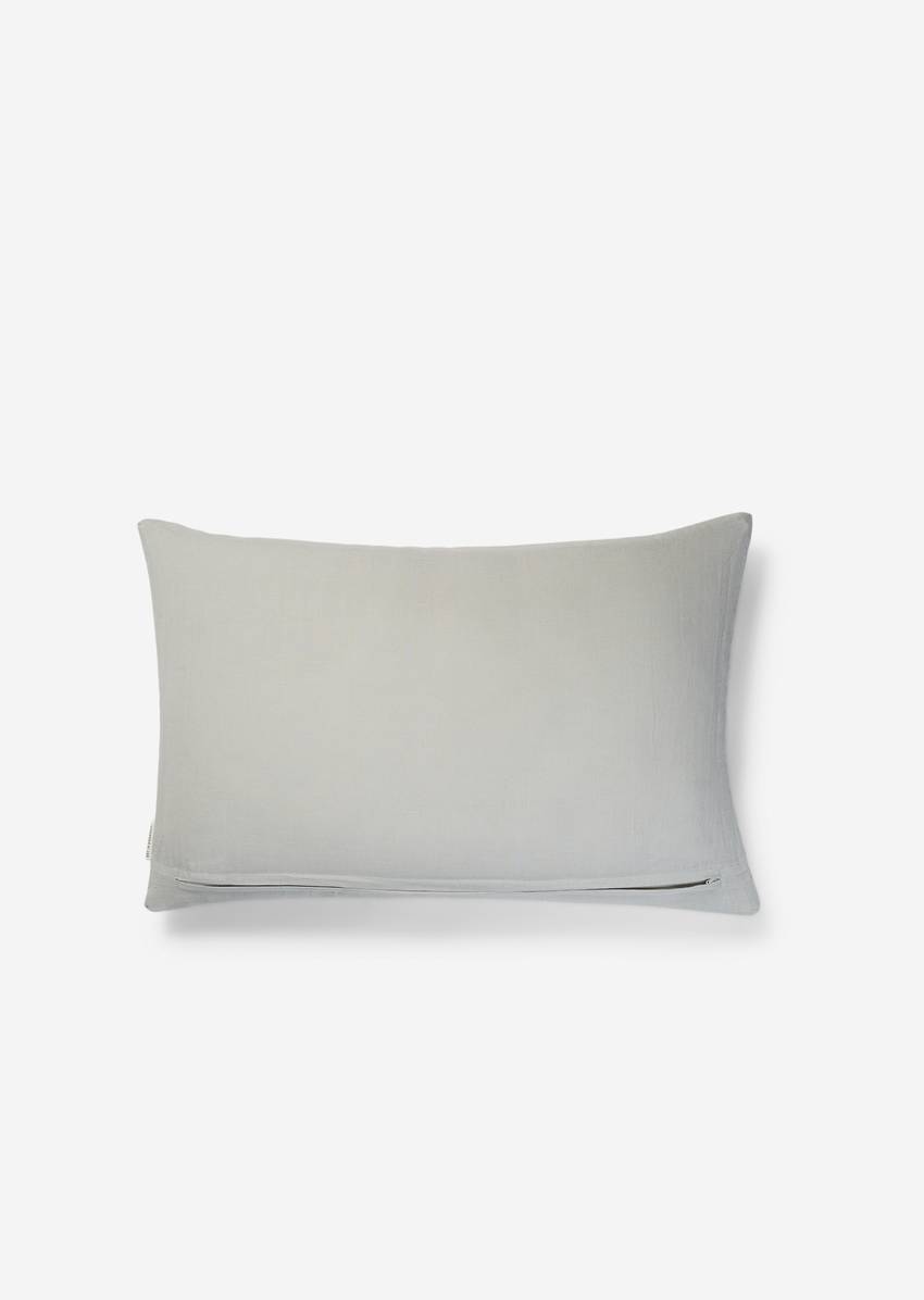 Cushion model Viosa with recycled filling