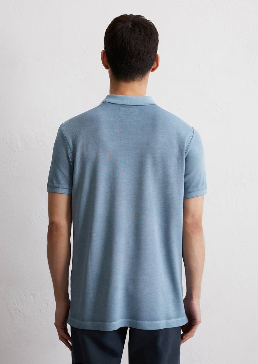 Piqué shaped polo shirt made from organic cotton stretch