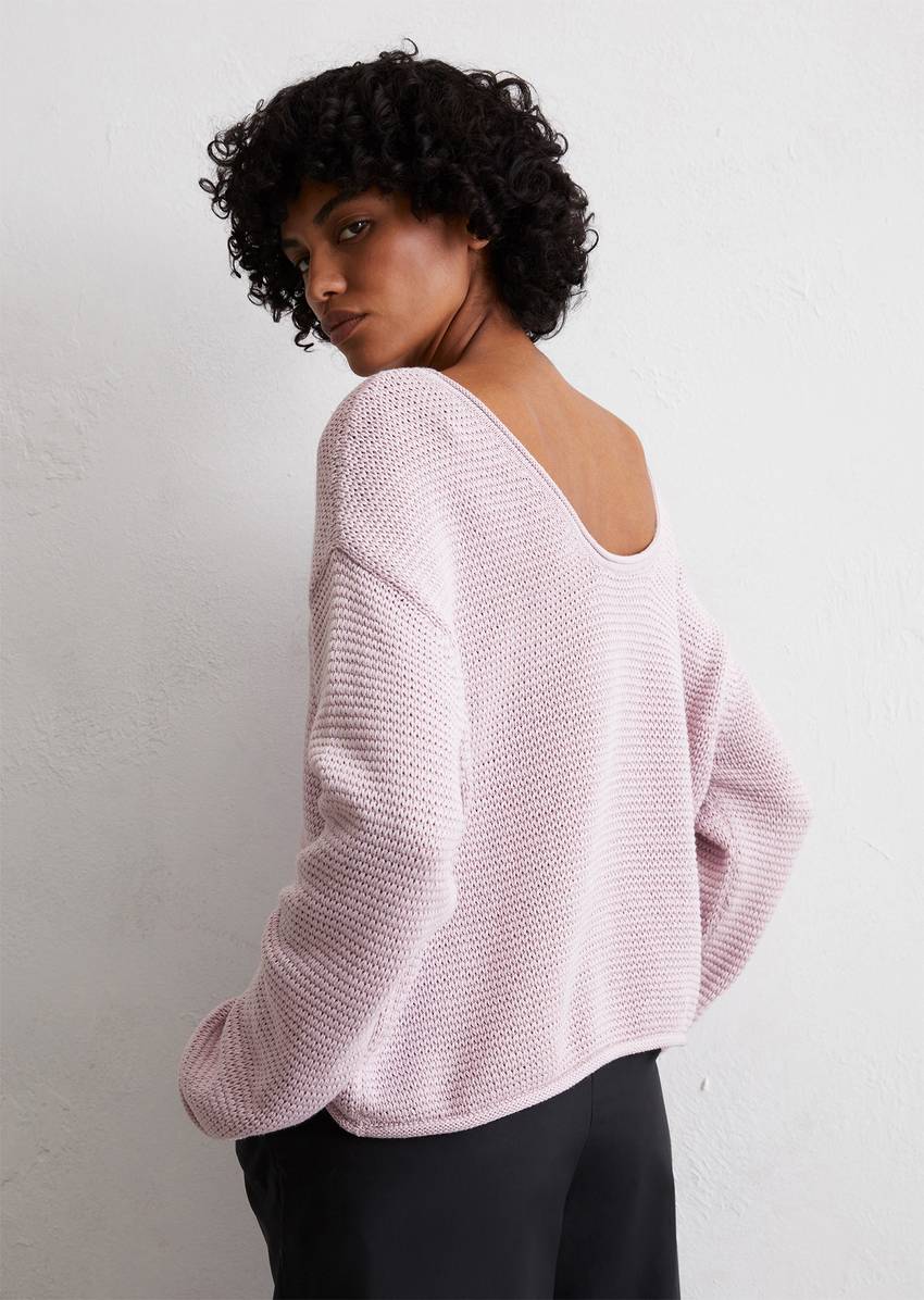 DfC oversize sweater made from organic cotton