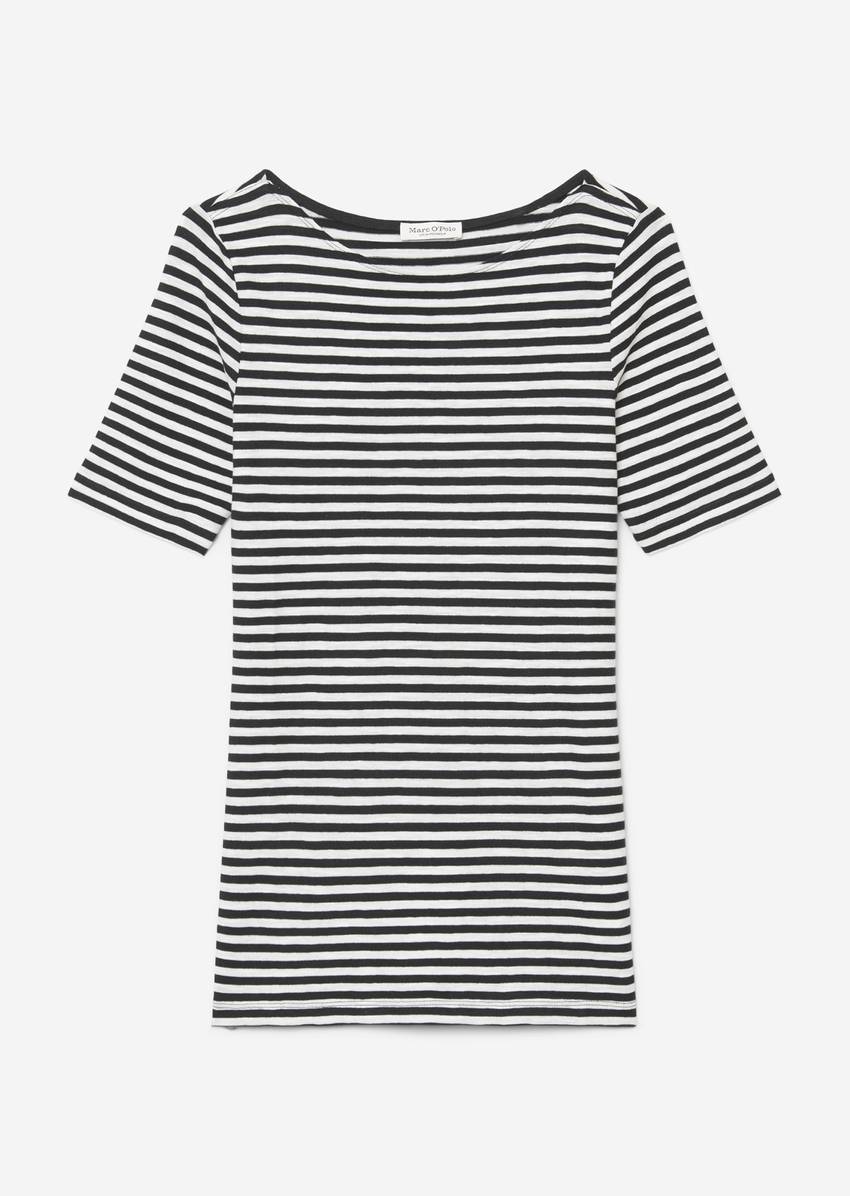 Striped T-shirt in a slim fit Made of organic cotton jersey