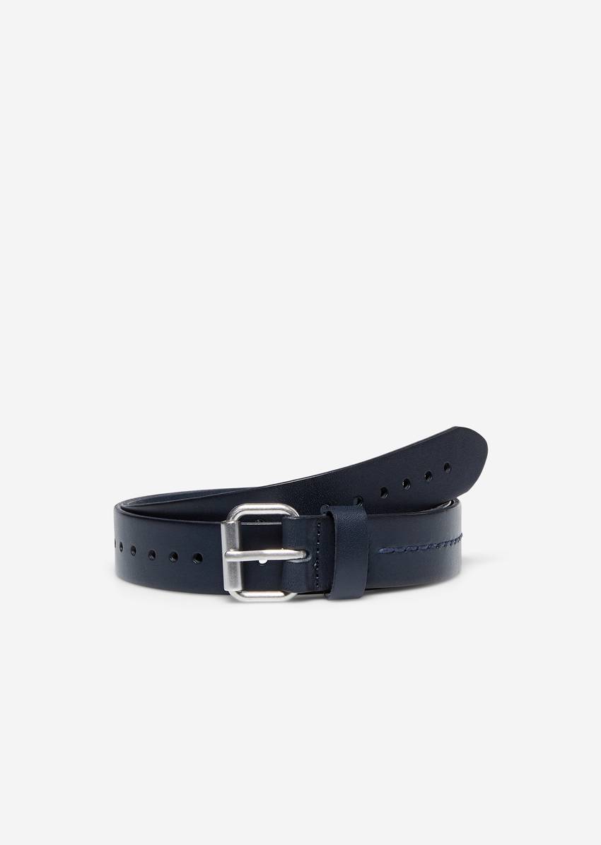 Belt Made of high-quality leather material