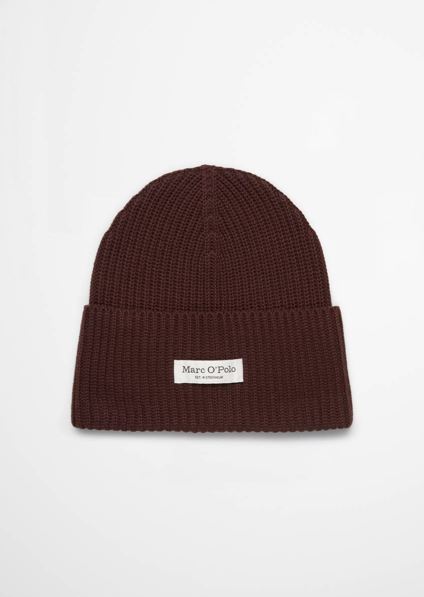 DfC knitted hat made from organic cotton