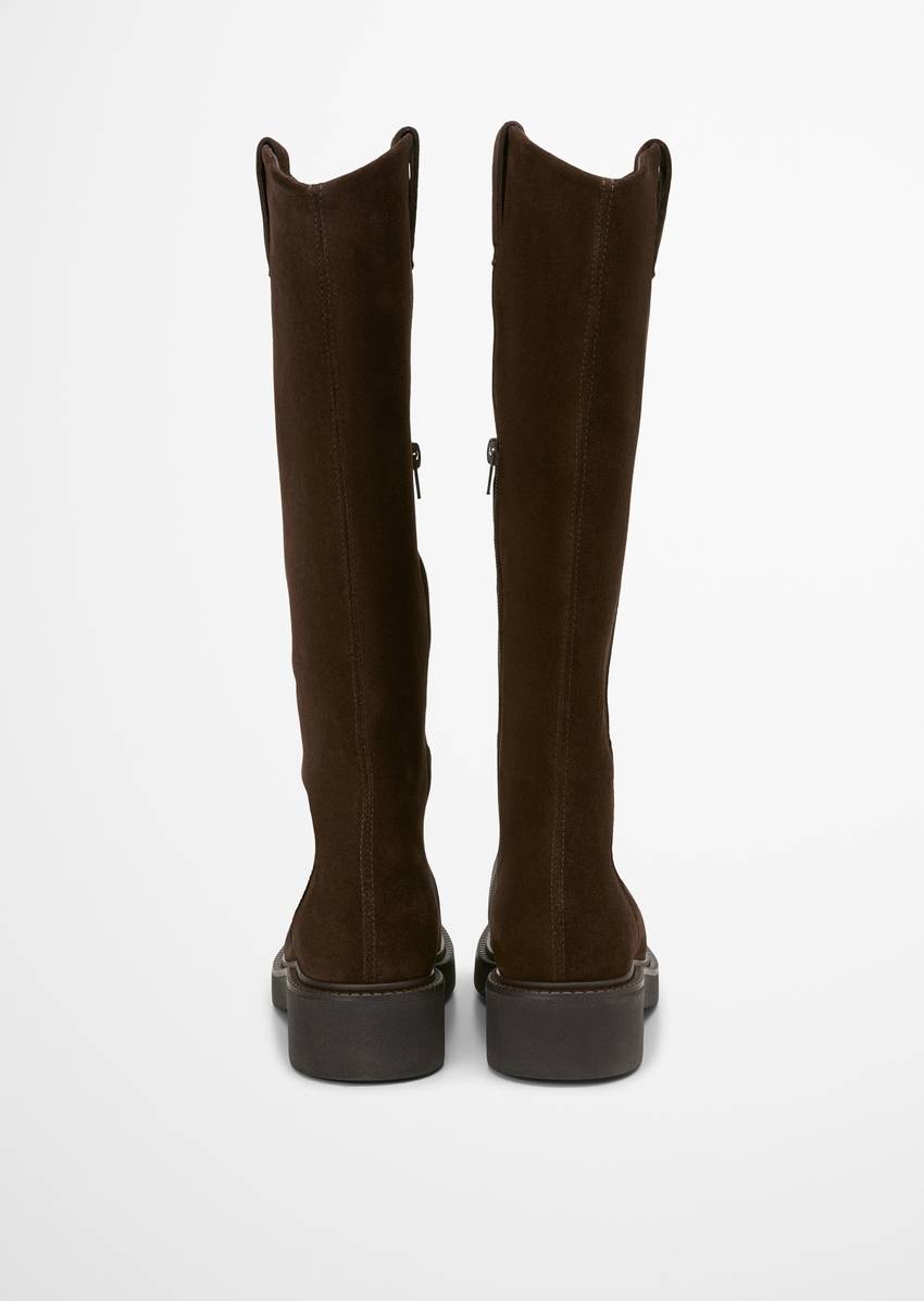 Boots model Perla made from high-quality suede cowhide