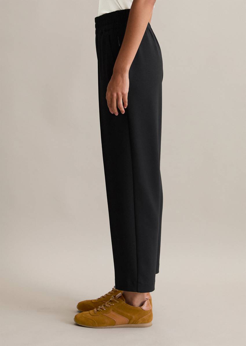 Tapered jersey pants made from interlock quality