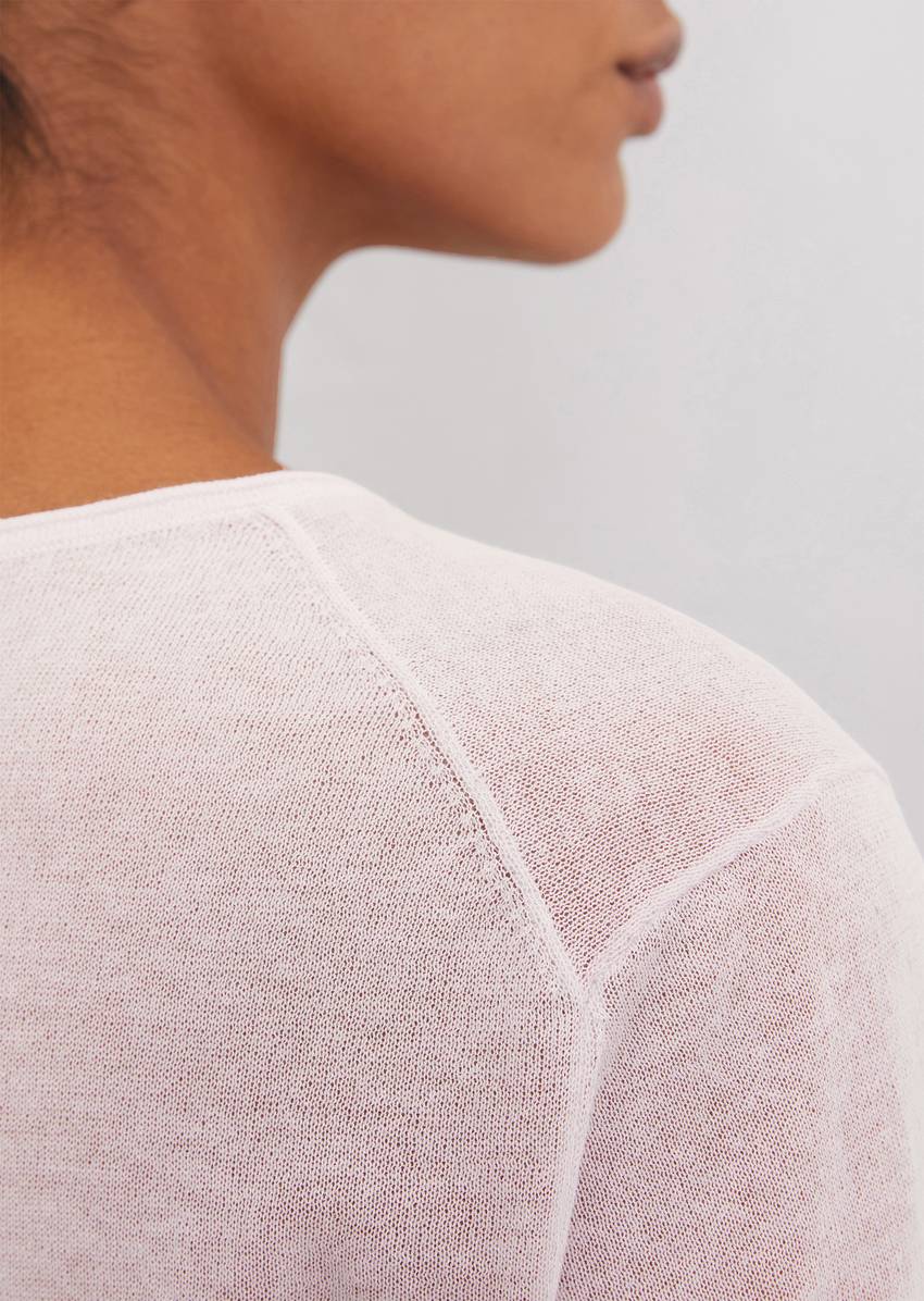 Short sleeve sweater loose made from an organic cotton blend