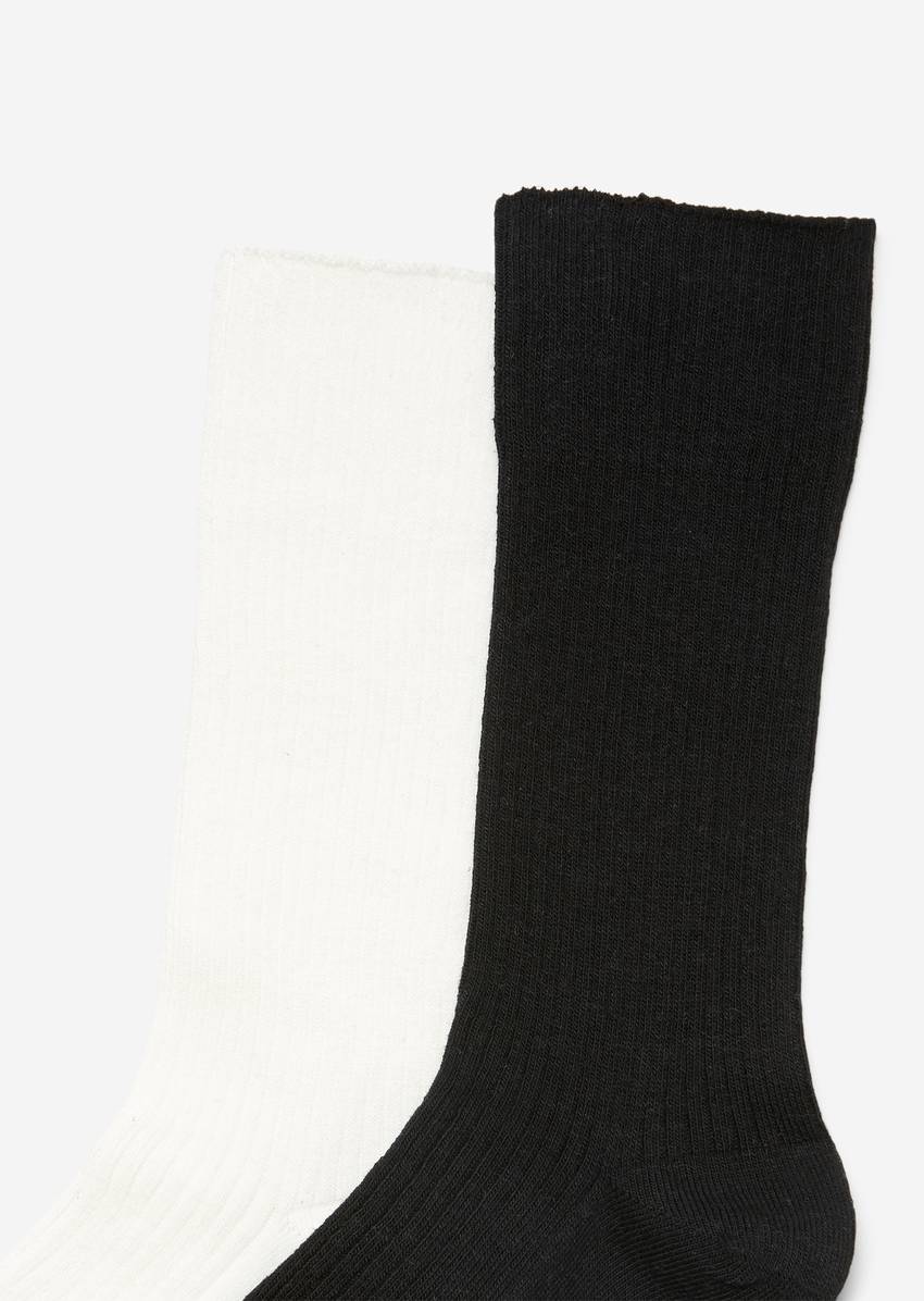 Ribbed socks in a double pack