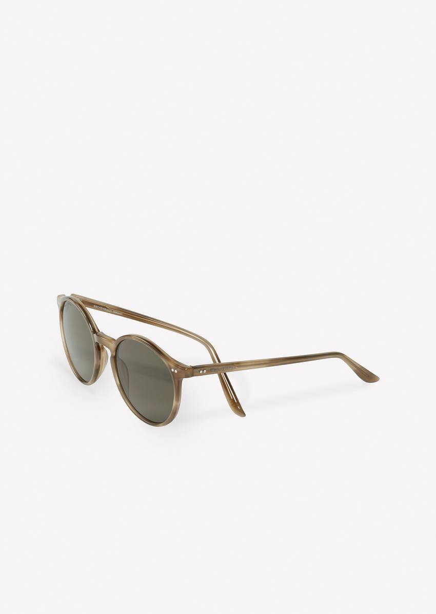 Unisex sunglasses in a retro look