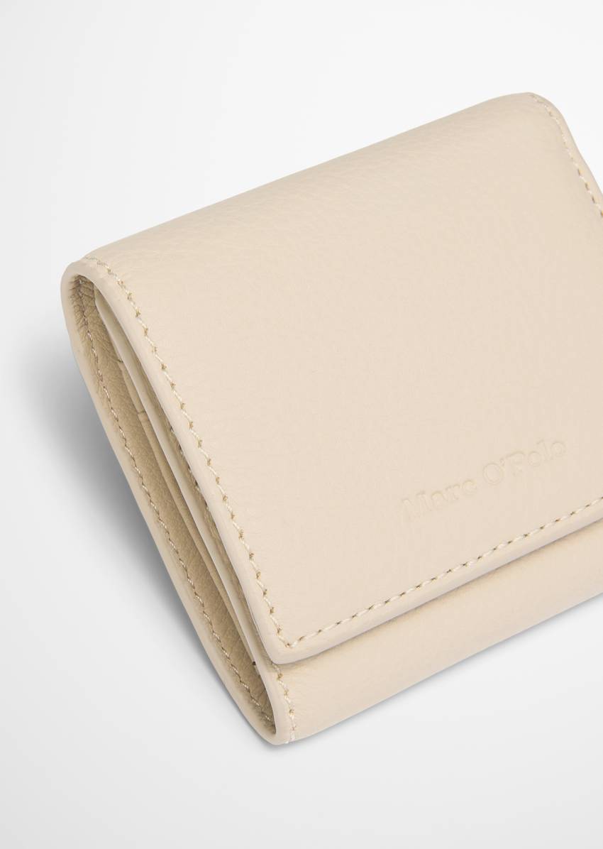 Combination wallet made from grained cowhide