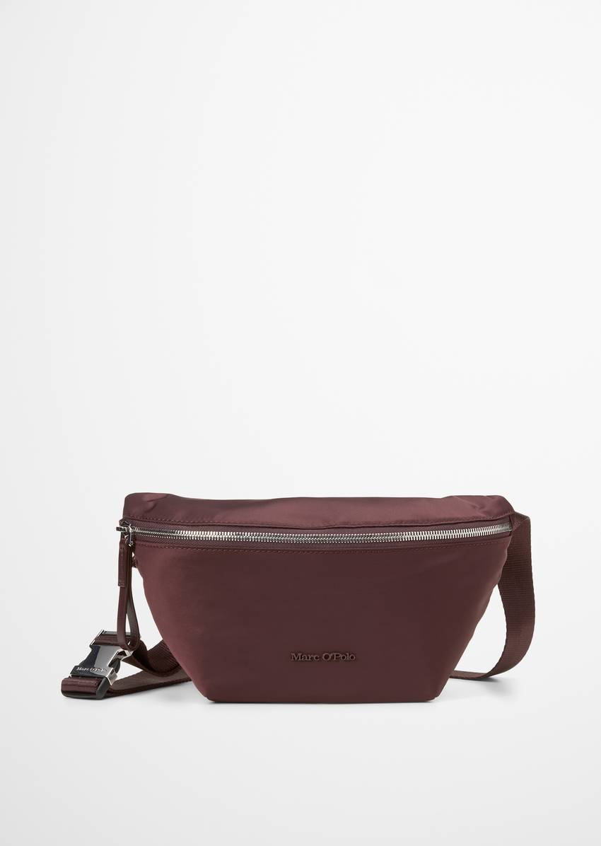 Fanny pack Made from water-repellent material