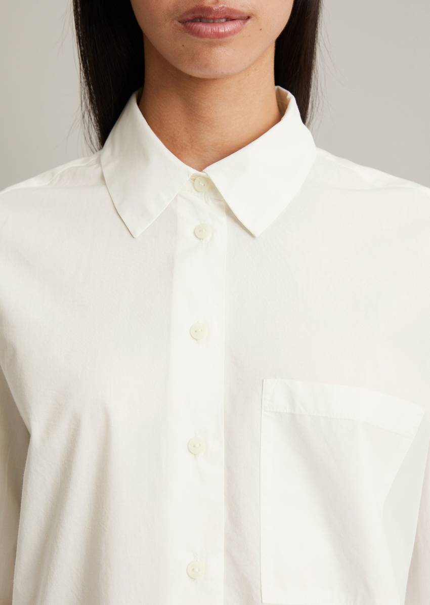 Loose-fitting blouse Made of pure organic cotton