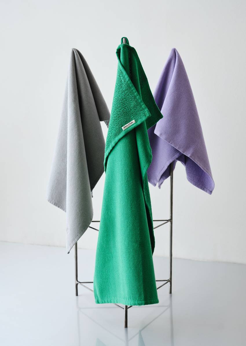 Kitchen towel with extra soft back