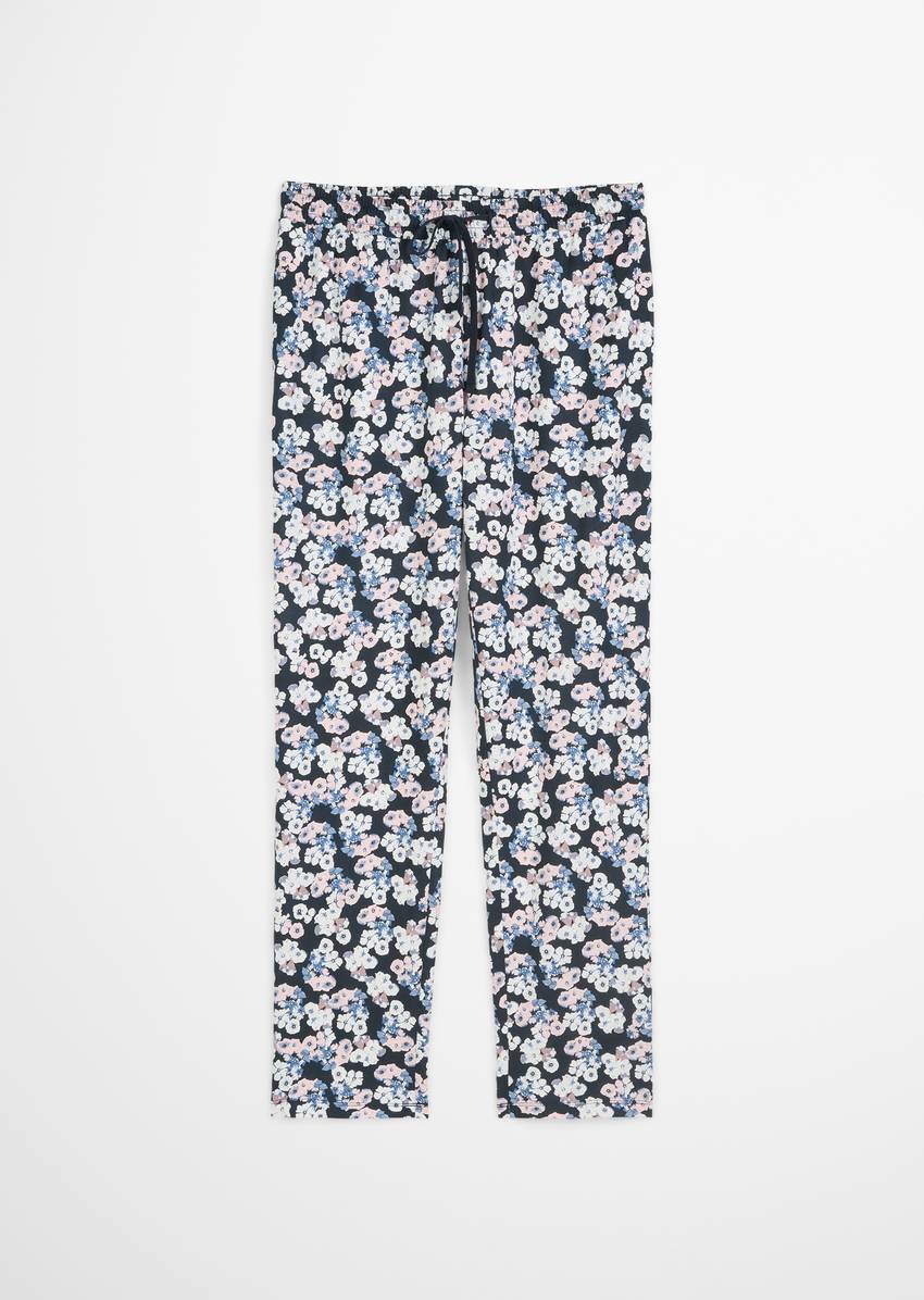 Lounge pants made from pure organic cotton