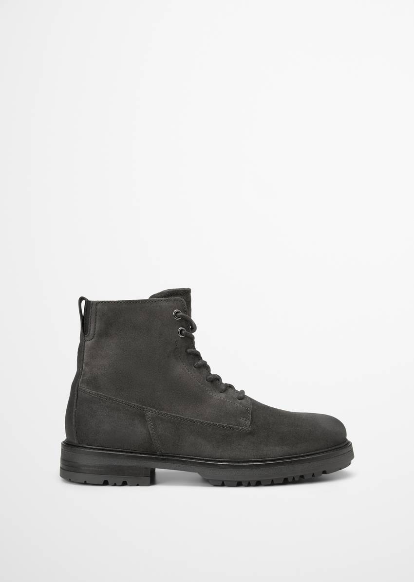 Lace-up boots made from soft suede cowhide