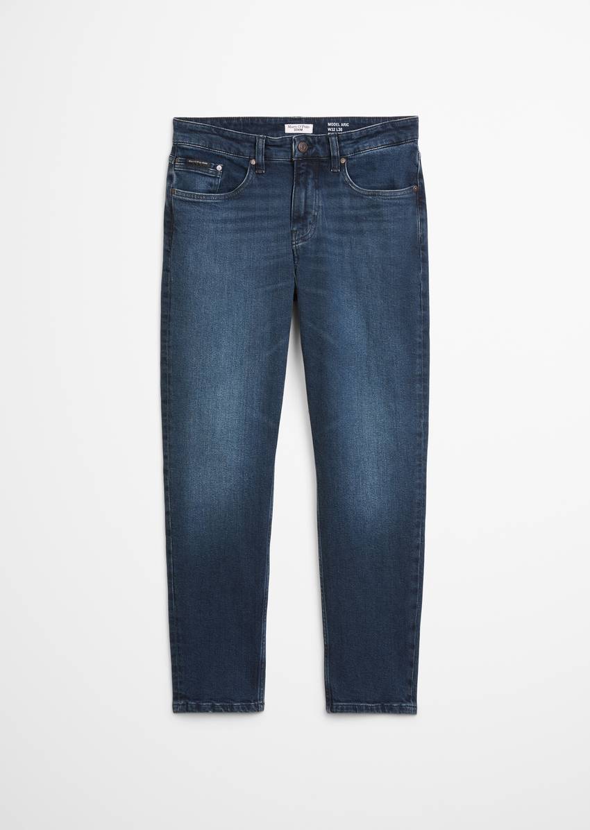 Jeans model Aric shaped made from an organic cotton blend