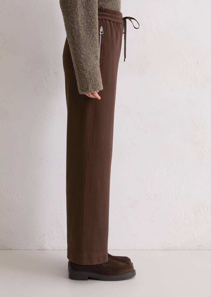 Twill jersey trousers wide made from an elastic viscose blend