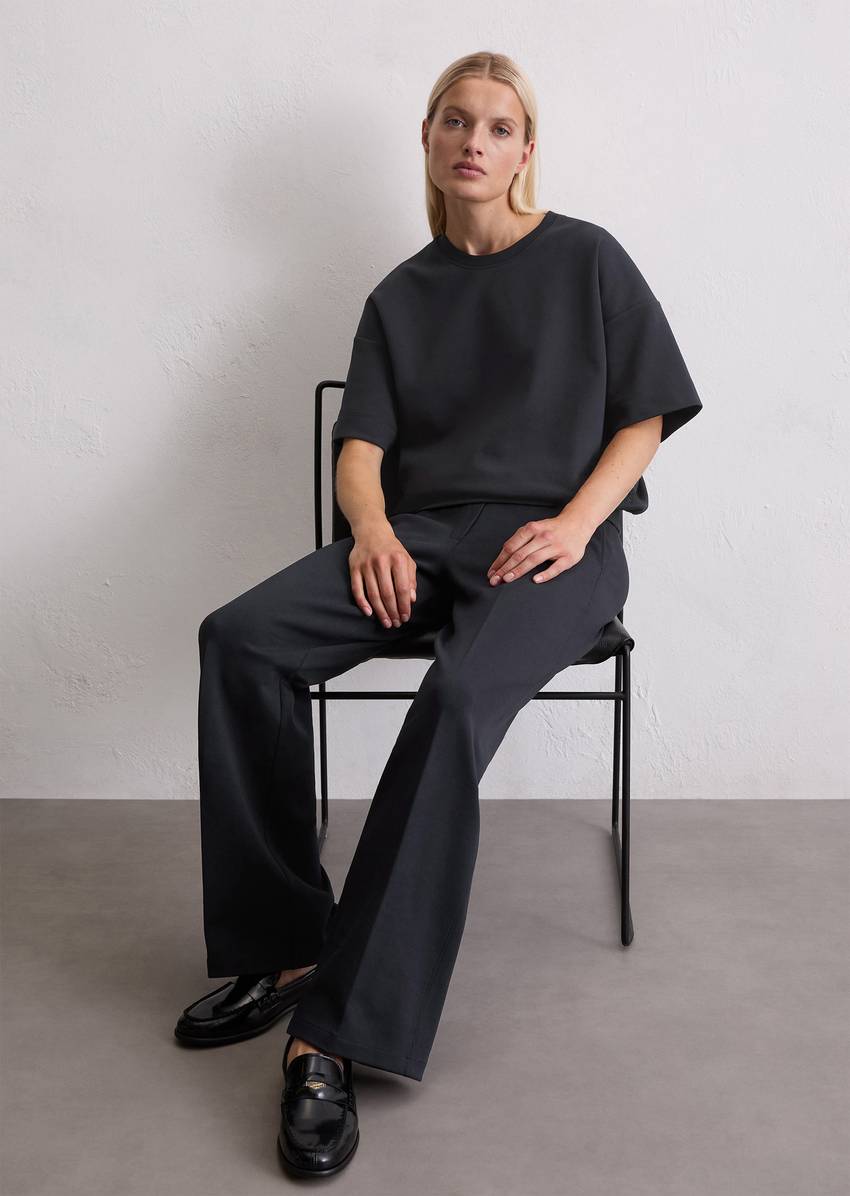 Regular short-sleeved sweatshirt made from interlock jersey