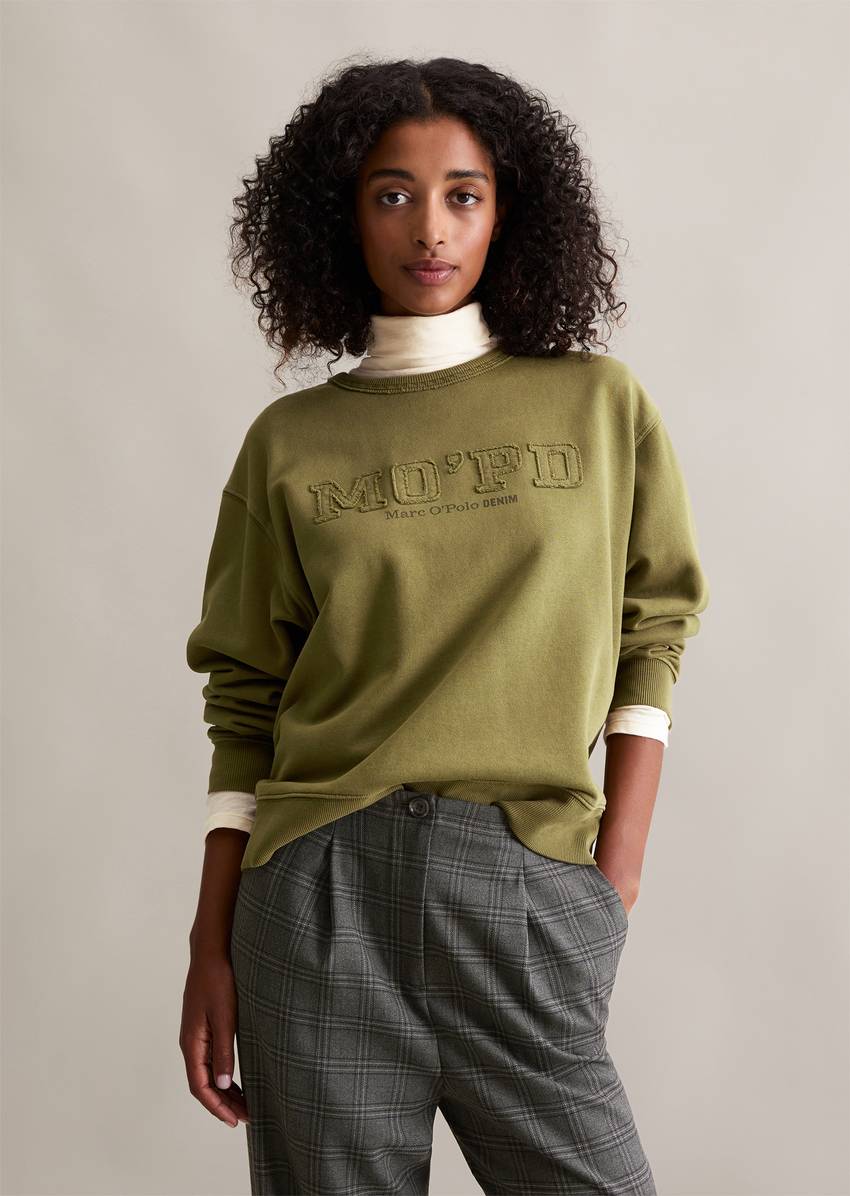 Relaxed sweatshirt made from washed organic cotton