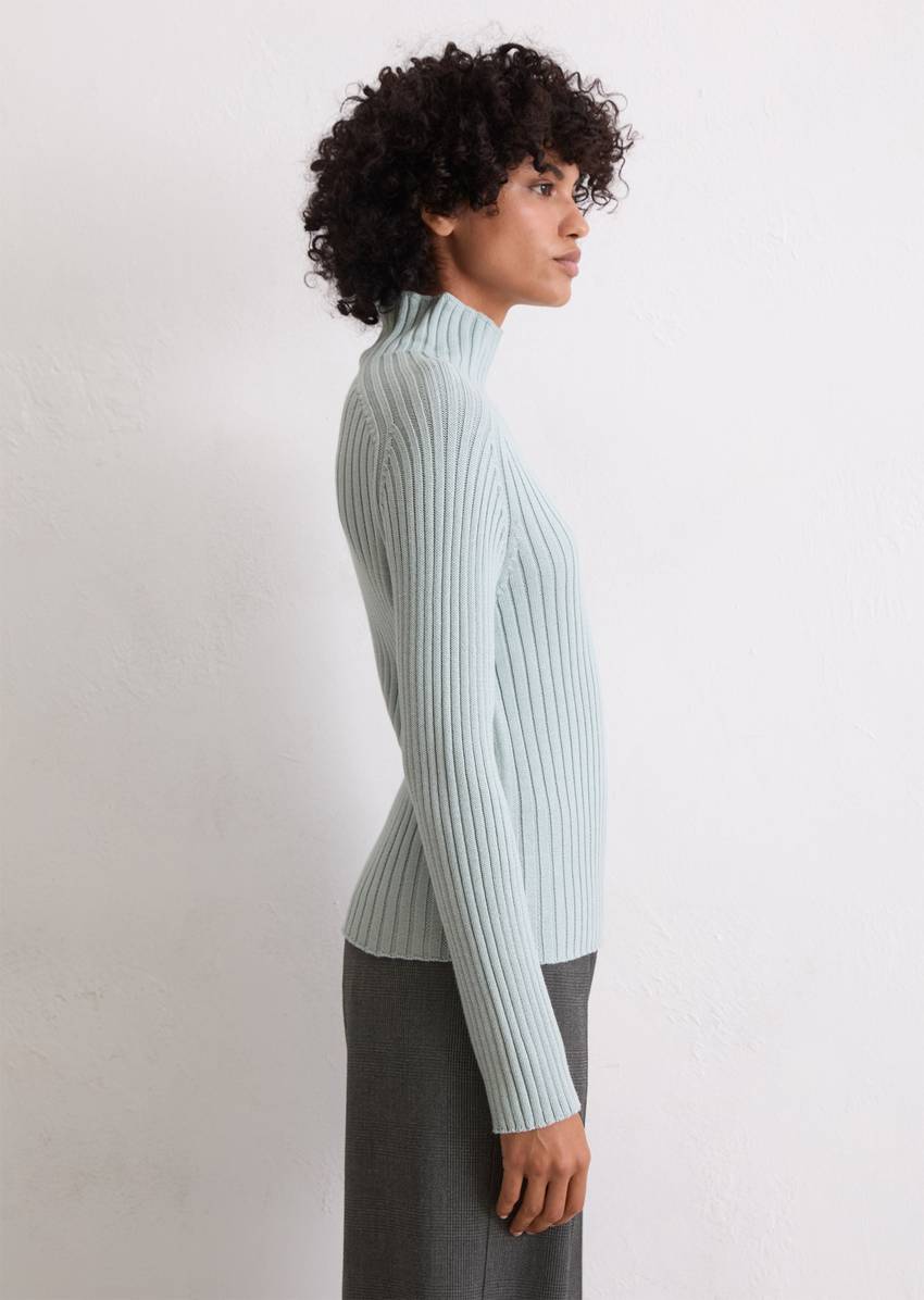 Turtleneck sweater slim made from heavy weight cotton