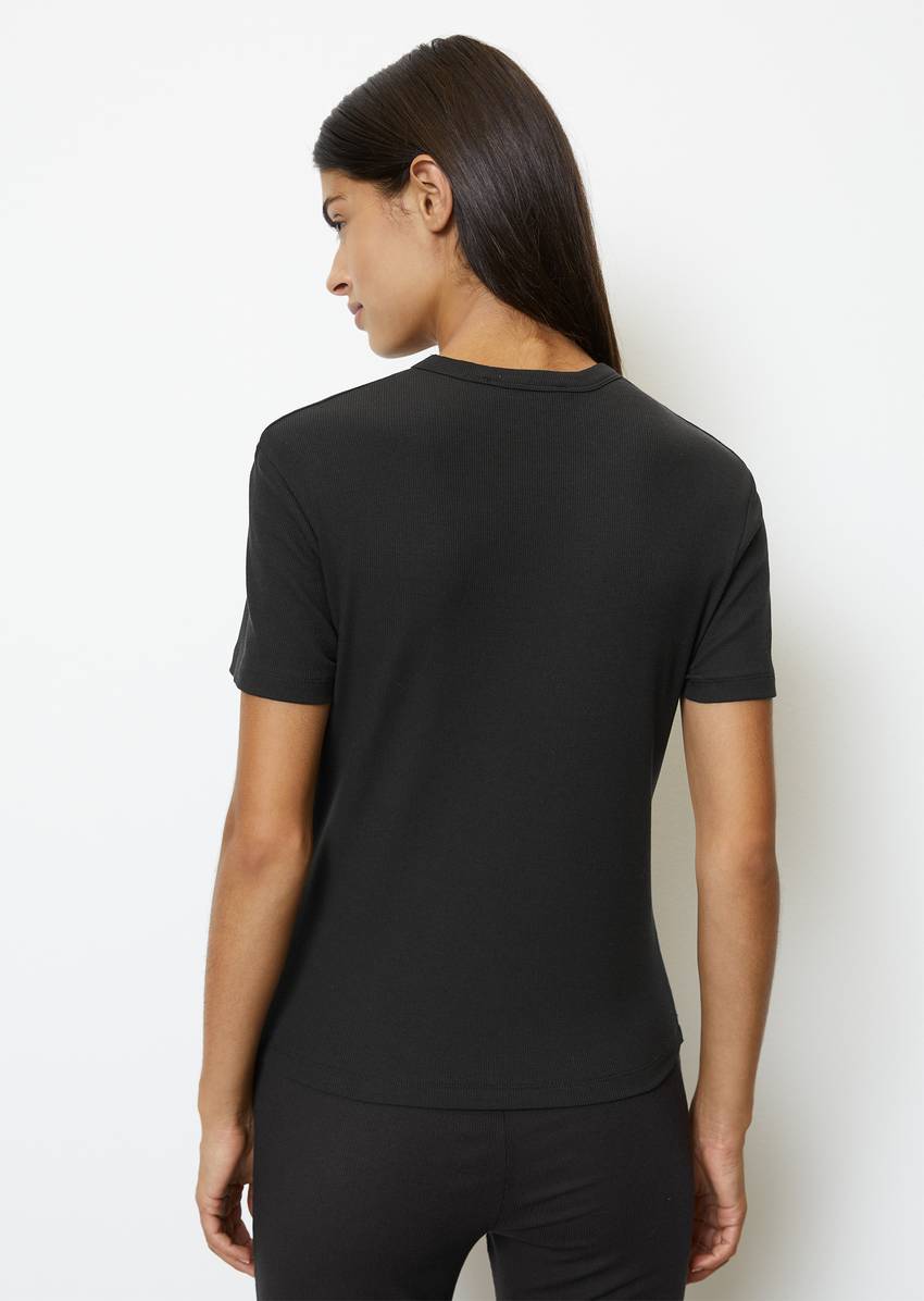 Lounge t-shirt slim made from organic cotton mix with TENCEL™ modal
