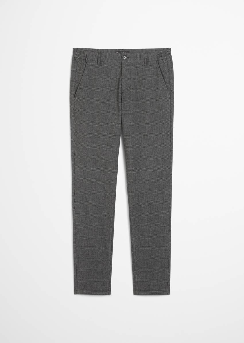 Chino model Stig shaped made from an organic cotton-lyocell mix