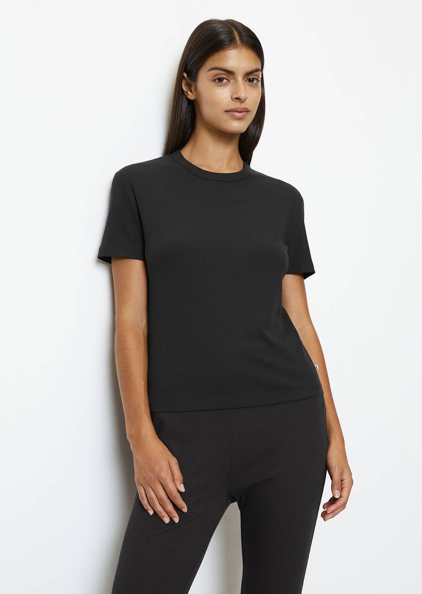 Lounge t-shirt slim made from organic cotton mix with TENCEL™ modal